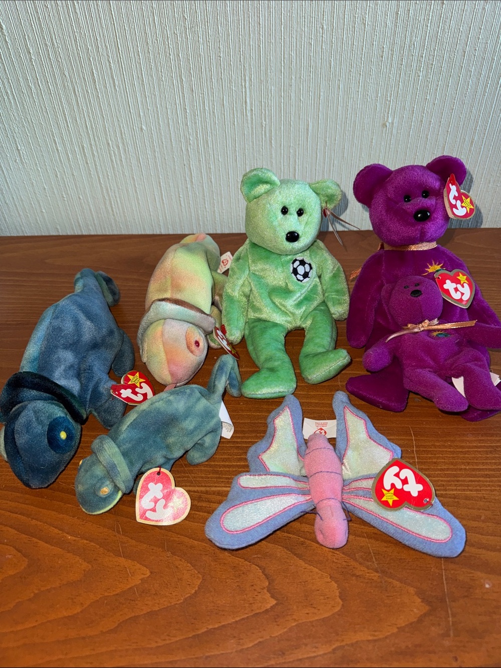 Ty Plush Collection - 7 total Bean Babies